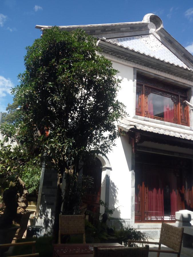 Shaxi Aoding Courtyard Bed & Breakfast Jianchuan ภายนอก รูปภาพ